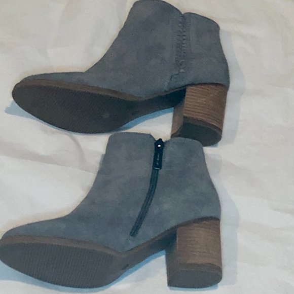 Blondo Shoes - ❤Blondo Waterproof Boots - Size 9M